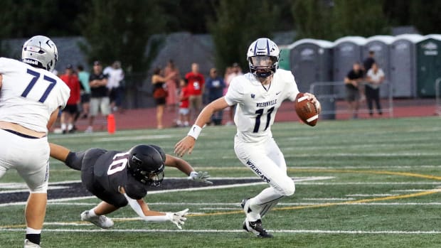 a Tualatin Wilsonville football Oregon September 15 2023 Dan Brood 30